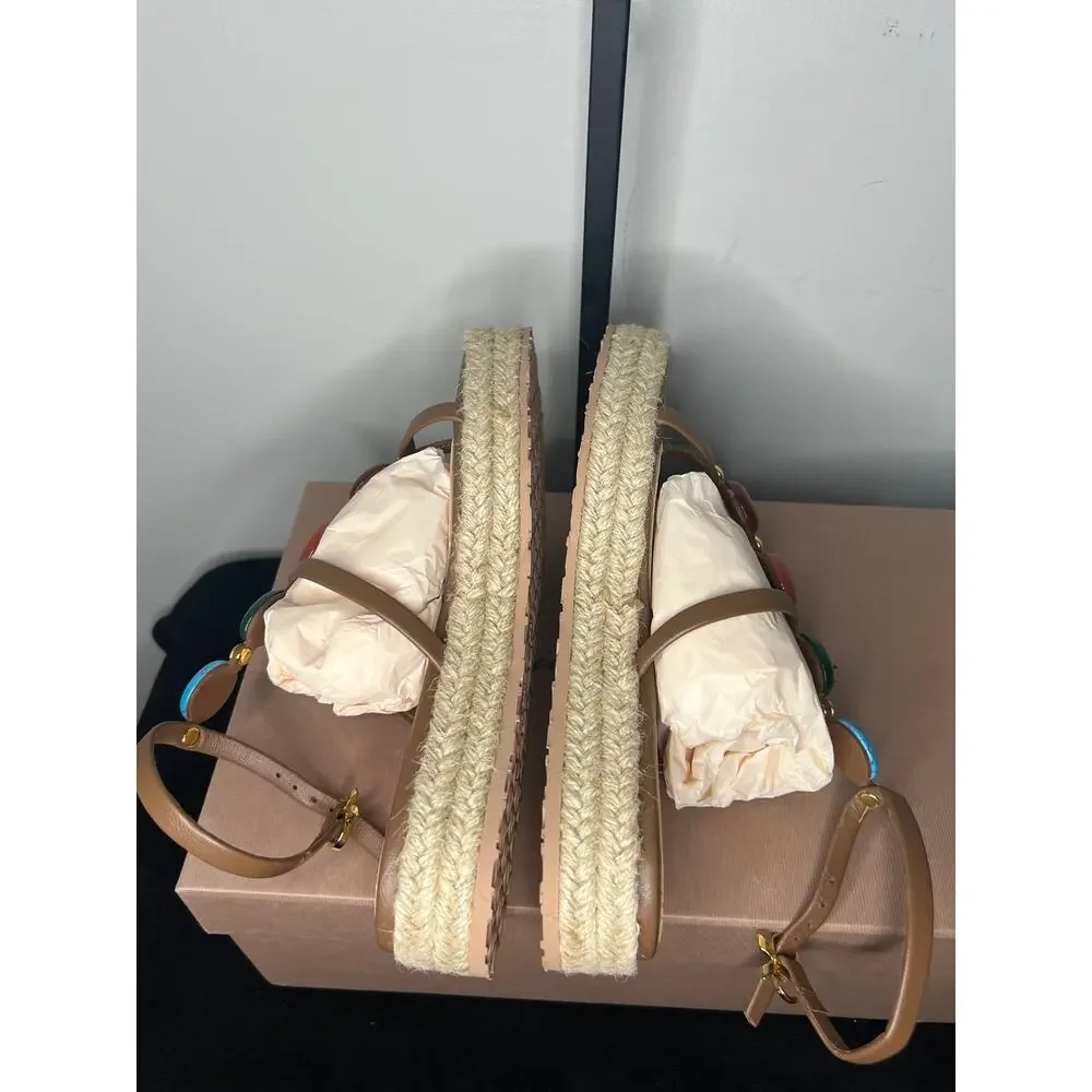 Gianvito Rossi outdoors display